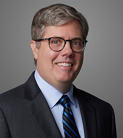 Jonathan DeFosse, Sheppard Mullin Photo